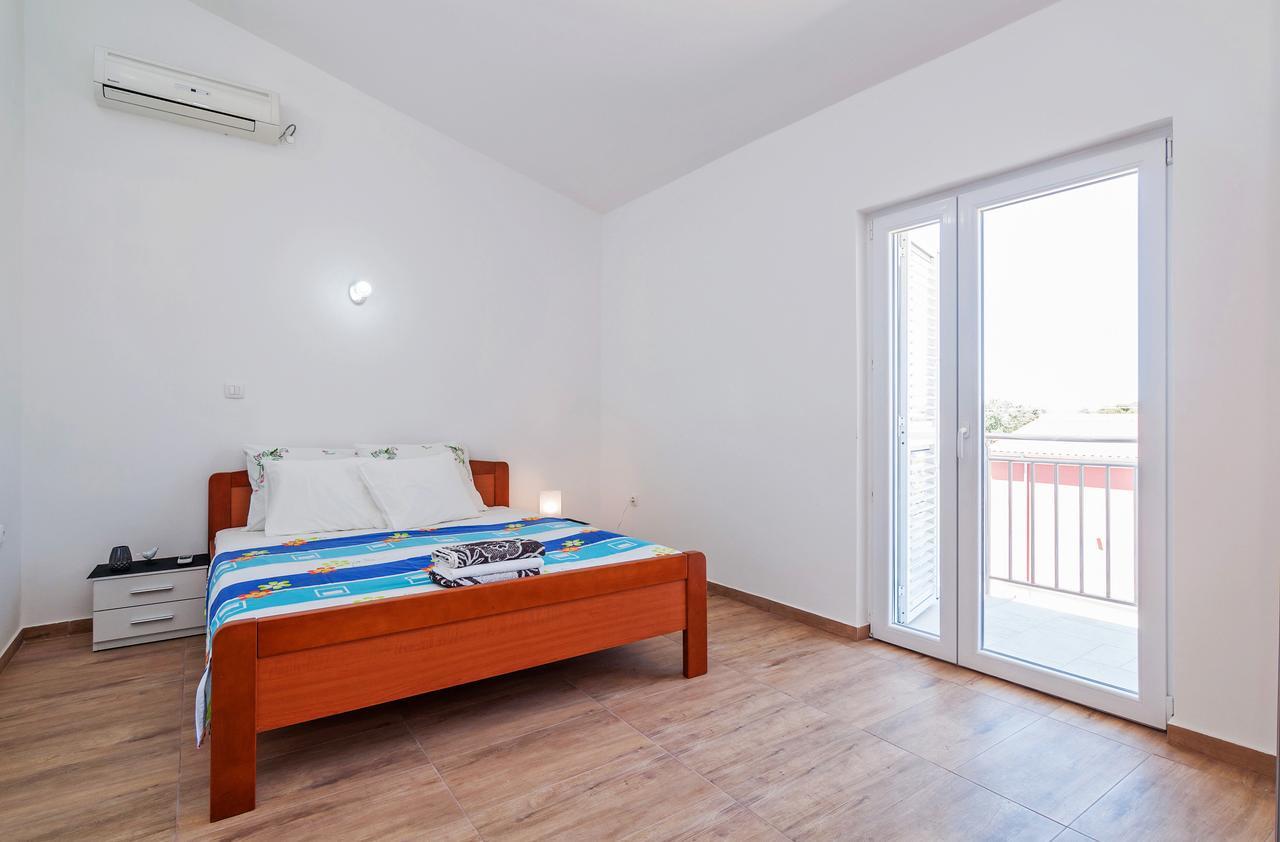 Apartment Tony With Private Pool Sukosan Ngoại thất bức ảnh